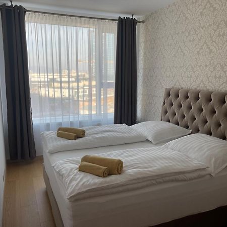 Sag Panorama City Apartment 3 Rooms Free Parking Free Wifi ブラチスラヴァ エクステリア 写真