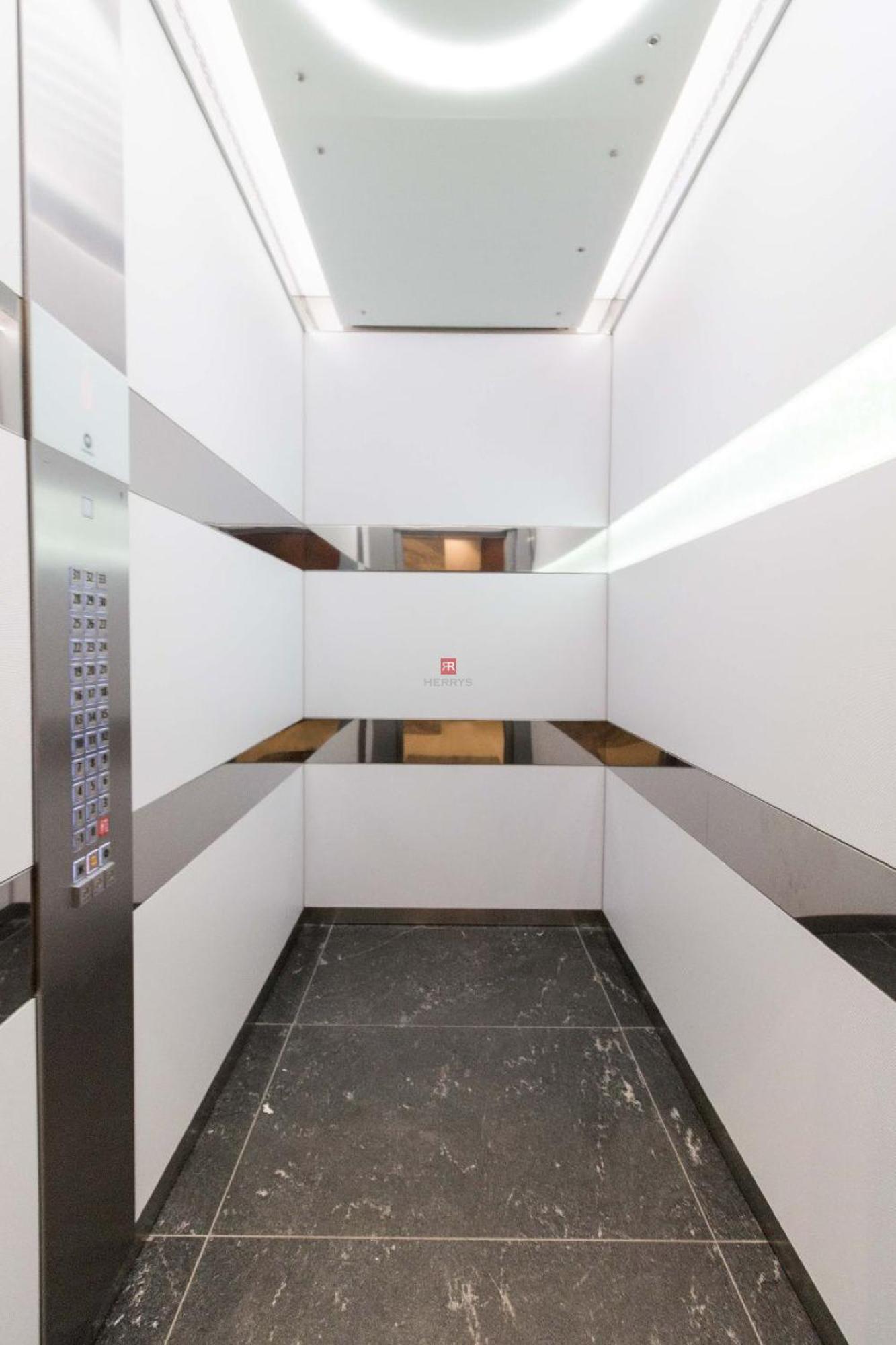 Sag Panorama City Apartment 3 Rooms Free Parking Free Wifi ブラチスラヴァ エクステリア 写真