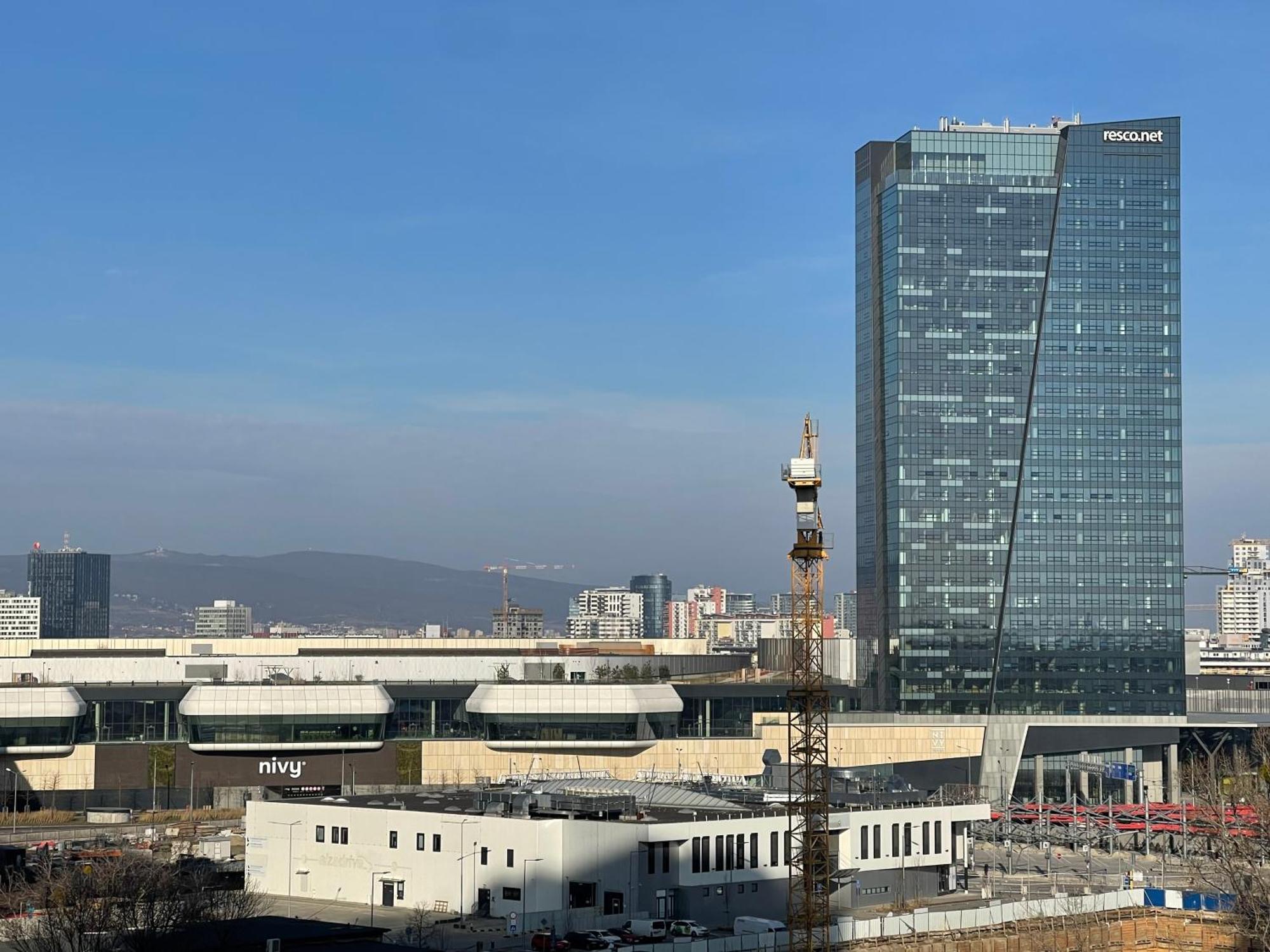 Sag Panorama City Apartment 3 Rooms Free Parking Free Wifi ブラチスラヴァ エクステリア 写真