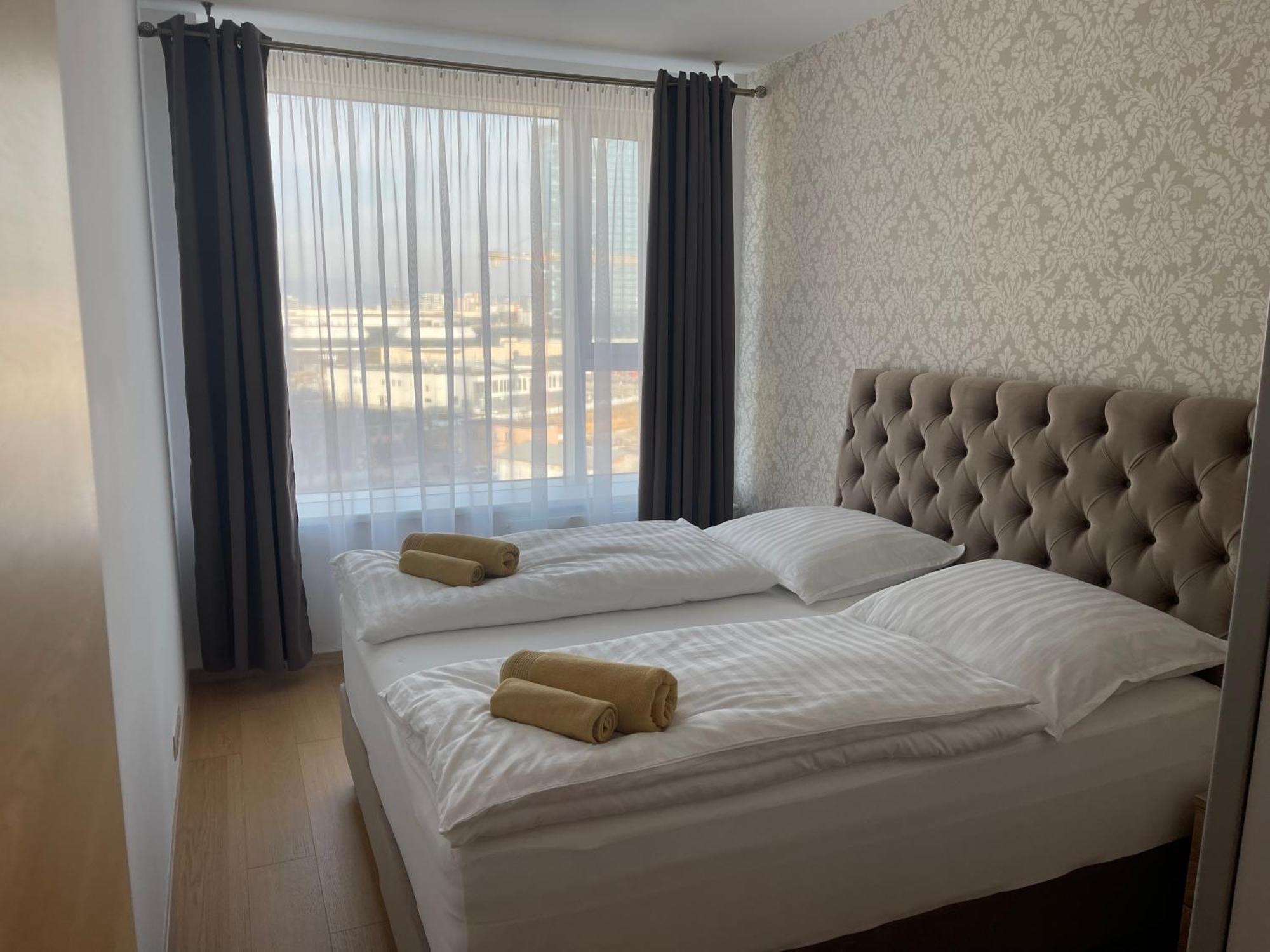 Sag Panorama City Apartment 3 Rooms Free Parking Free Wifi ブラチスラヴァ エクステリア 写真
