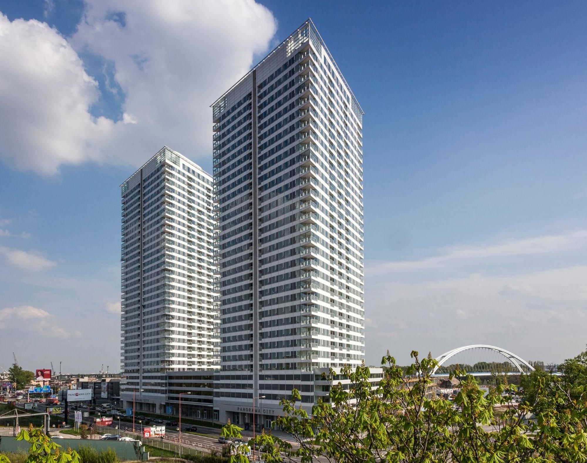Sag Panorama City Apartment 3 Rooms Free Parking Free Wifi ブラチスラヴァ エクステリア 写真